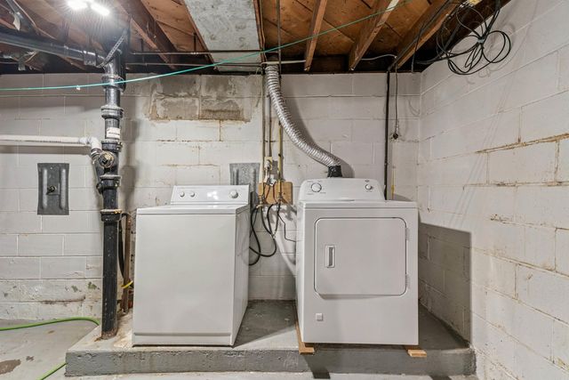 1015 Amherst Avenue, Waterloo, IA 50702