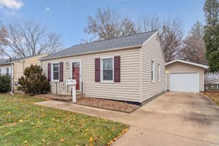 1015 Amherst Avenue, Waterloo, IA 50702