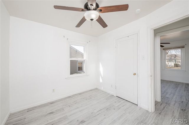 210 Derhake Road, Florissant, MO 63031