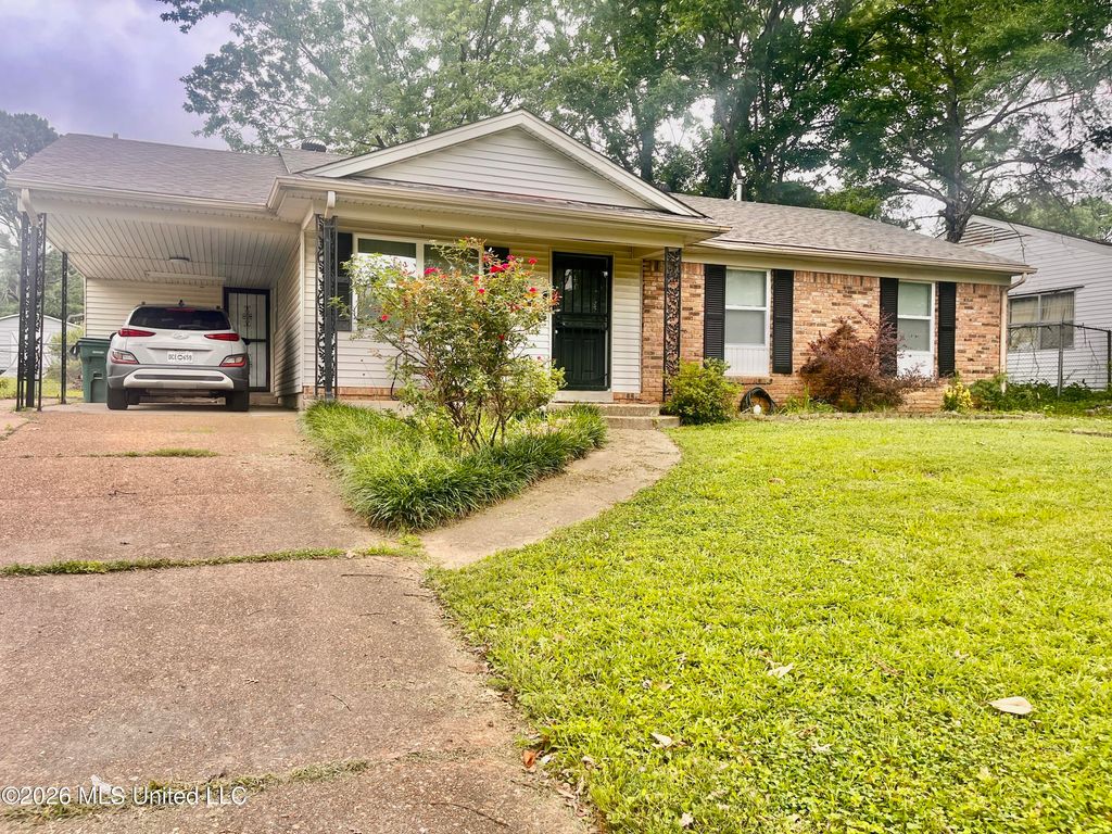 1626 Hickory Drive, Southaven, MS 38671