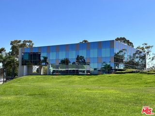 3620 Birch Street, Newport Beach, CA 92660