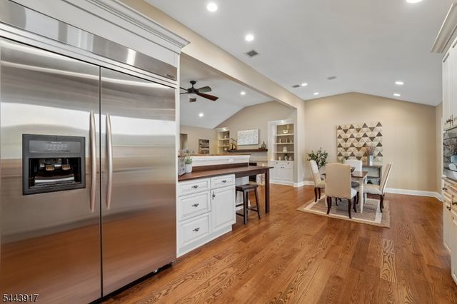 1050 Pines Lake Dr, Wayne Twp., NJ 07470