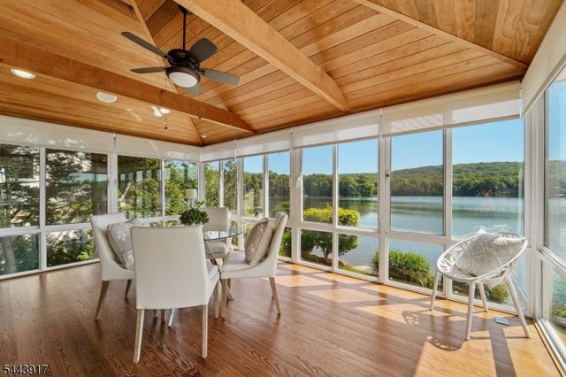 1050 Pines Lake Dr, Wayne Twp., NJ 07470