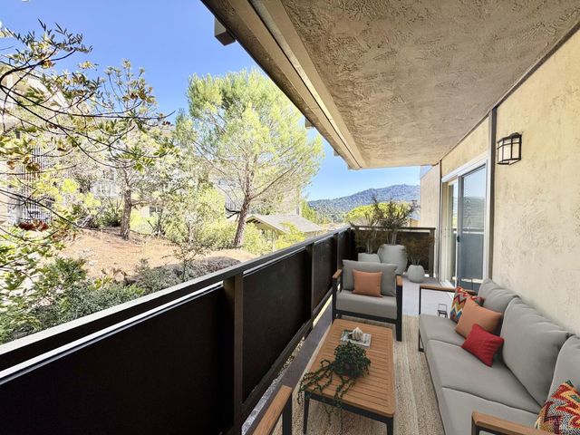 50 Via Belardo #12, Greenbrae, CA 94904