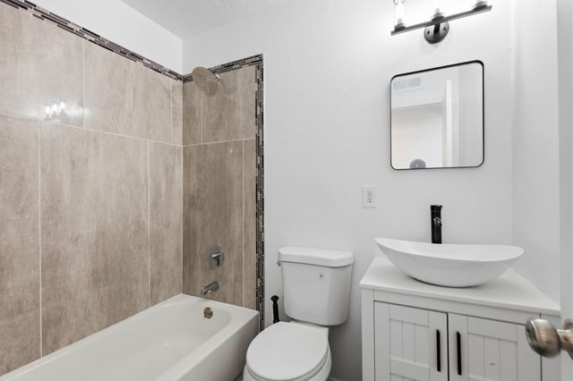 4719 Gordon Street, Los Lunas, NM 87031