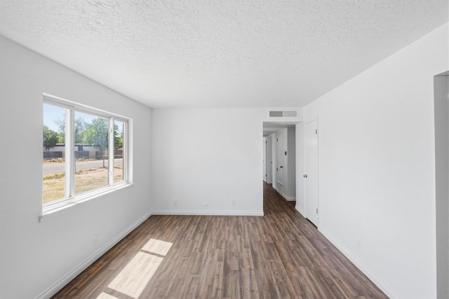 4719 Gordon Street, Los Lunas, NM 87031