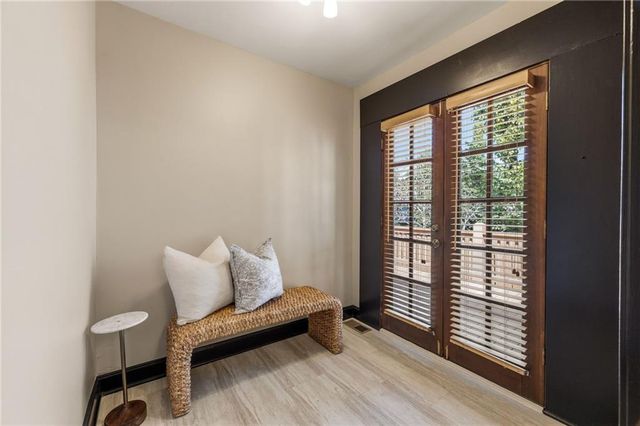 302 E 66th Terrace, Kansas City, MO 64113