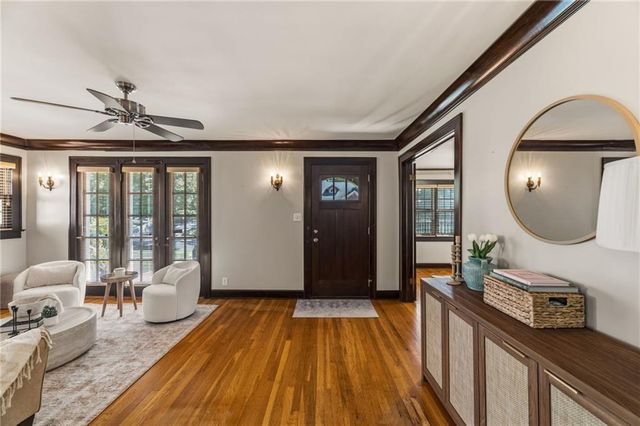 302 E 66th Terrace, Kansas City, MO 64113