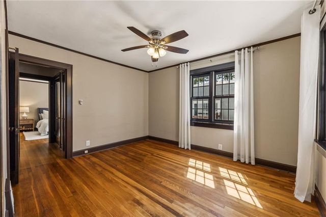 302 E 66th Terrace, Kansas City, MO 64113