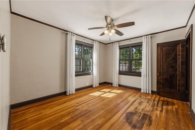 302 E 66th Terrace, Kansas City, MO 64113