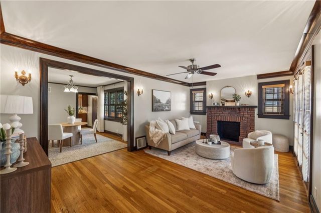 302 E 66th Terrace, Kansas City, MO 64113