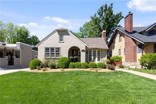 302 E 66th Terrace, Kansas City, MO 64113