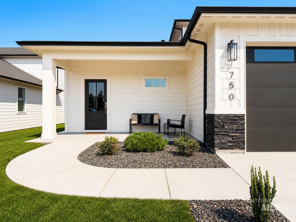 750 S Cassandra Ave, Kuna, ID 83634 photo 2