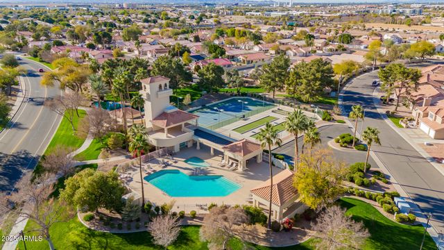 1470 S VILLAS Court, Chandler, AZ 85286