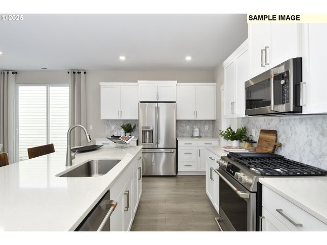 14574 Nw LAZARUS Ln, Portland, OR 97229