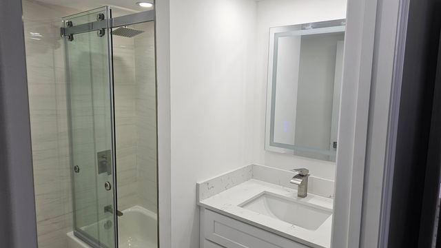 1 Royal Palm Way 101, Boca Raton, FL 33432