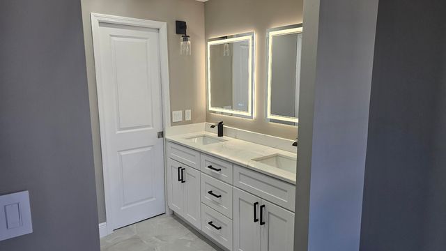 1 Royal Palm Way 101, Boca Raton, FL 33432