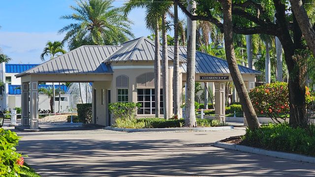1 Royal Palm Way 101, Boca Raton, FL 33432