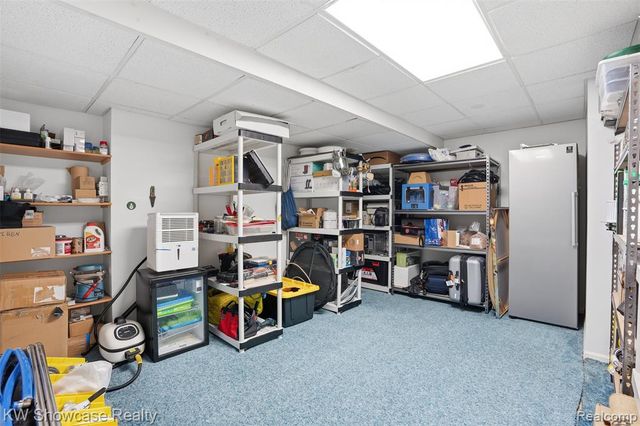 4145 Cumberland Ct, Commerce Twp, MI 48390