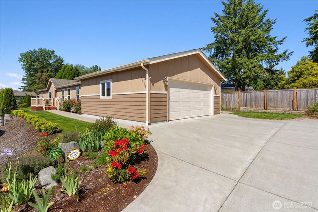 3516 Meadowbrook Lane SE, Lacey, WA 98503