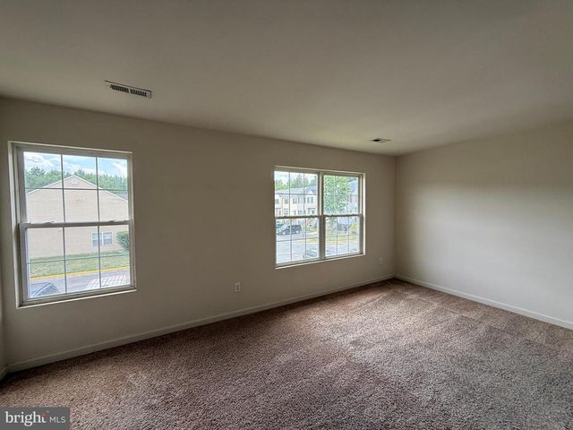 11009 BEVIN DR, Fredericksburg, VA 22408