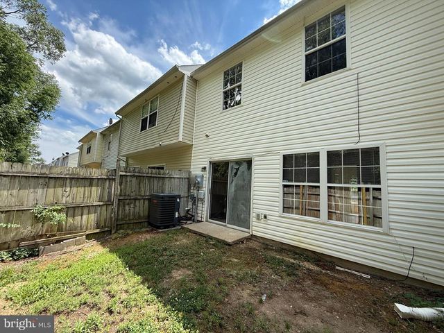 11009 BEVIN DR, Fredericksburg, VA 22408