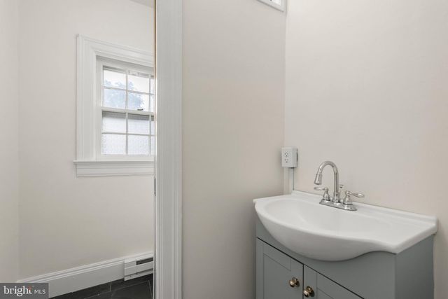 108 MORGAN ST, Winchester, VA 22601