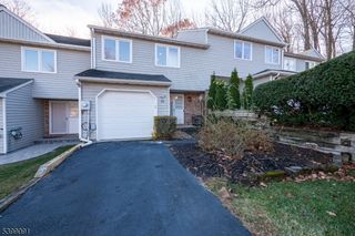 84 Stockton Ct, Parsippany-troy Hills Twp., NJ 07950