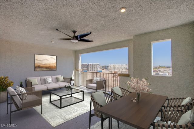 6288 Dolosonte Street, Las Vegas, NV 89113