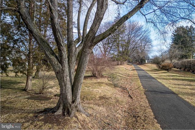 4104 BAYARD ST, Easton, PA 18045