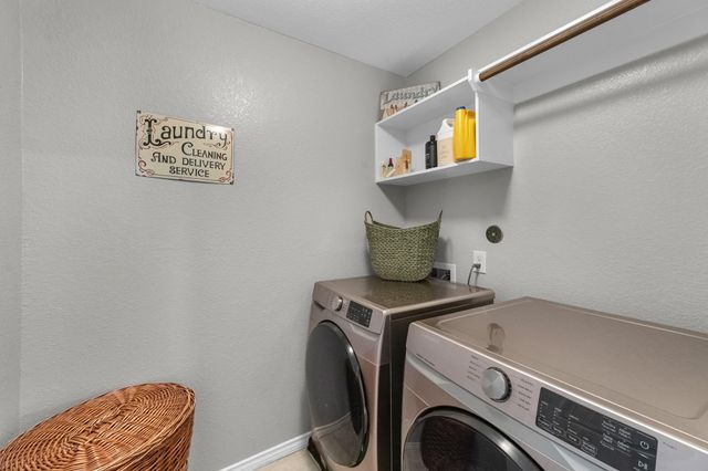 16142 Beachside Place, Crosby, TX 77532