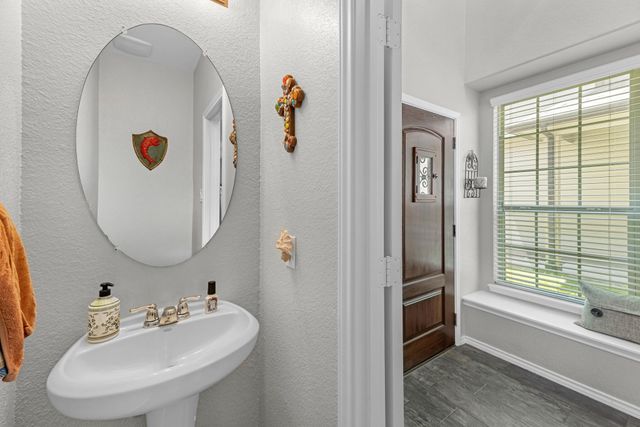 16142 Beachside Place, Crosby, TX 77532