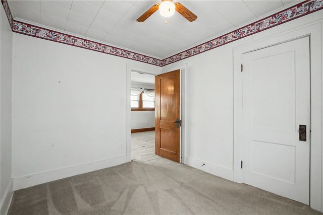 2517 B Avenue NE, Cedar Rapids, IA 52402