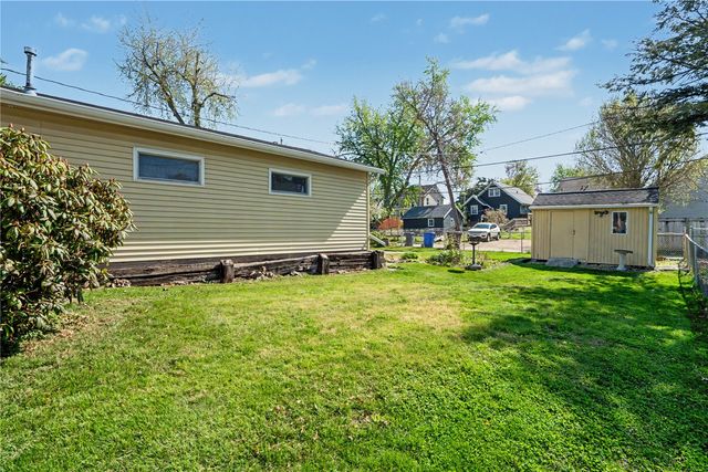 2517 B Avenue NE, Cedar Rapids, IA 52402
