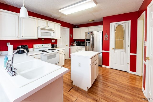 3625 Greenbrook, Northport, AL 35475