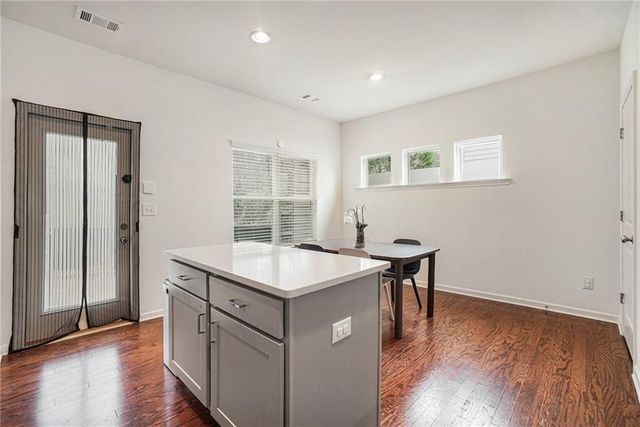 809 Ambient SW Way, Atlanta, GA 30331