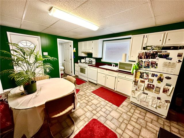 220 Clarendon Ave, South Union Twp, PA 15401