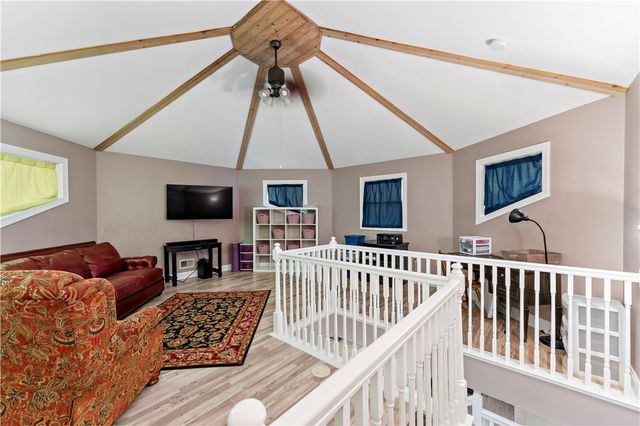 787 Dutch Hill Rd, South Fayette, PA 15071