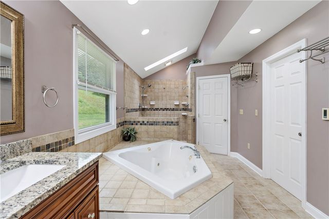 787 Dutch Hill Rd, South Fayette, PA 15071