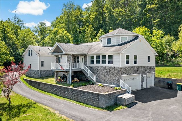 787 Dutch Hill Rd, South Fayette, PA 15071