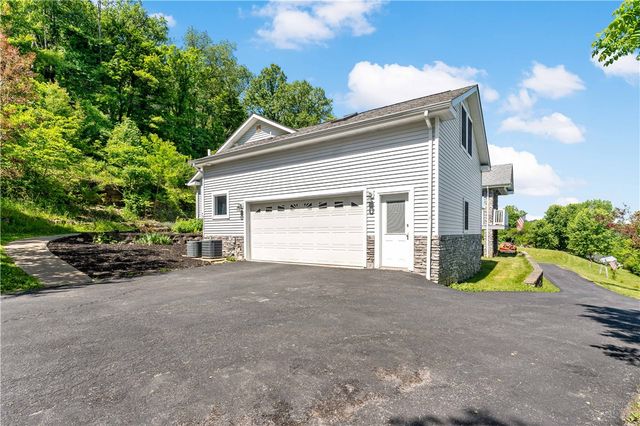 787 Dutch Hill Rd, South Fayette, PA 15071