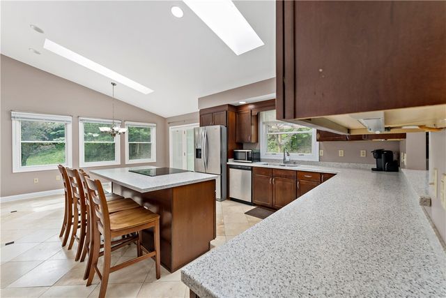 787 Dutch Hill Rd, South Fayette, PA 15071
