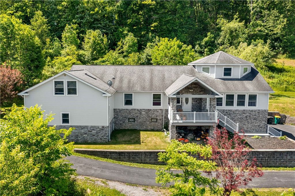 787 Dutch Hill Rd, South Fayette, PA 15071