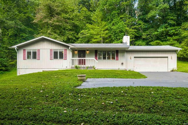 1726 Harrison Ridge Road, Nashville, IN 47448