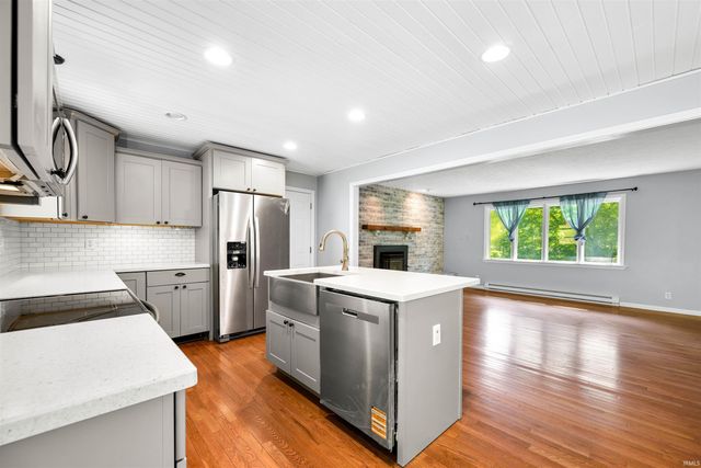 1726 Harrison Ridge Road, Nashville, IN 47448