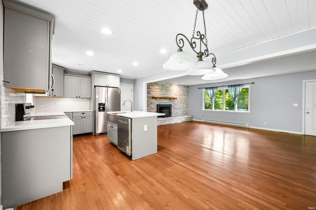 1726 Harrison Ridge Road, Nashville, IN 47448