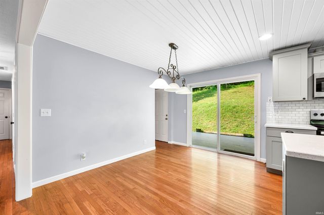 1726 Harrison Ridge Road, Nashville, IN 47448