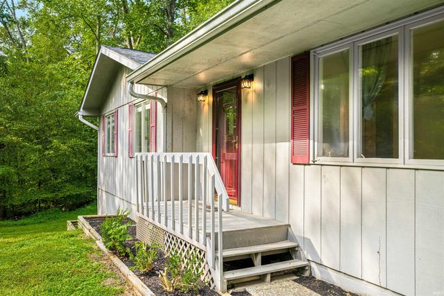 1726 Harrison Ridge Road, Nashville, IN 47448