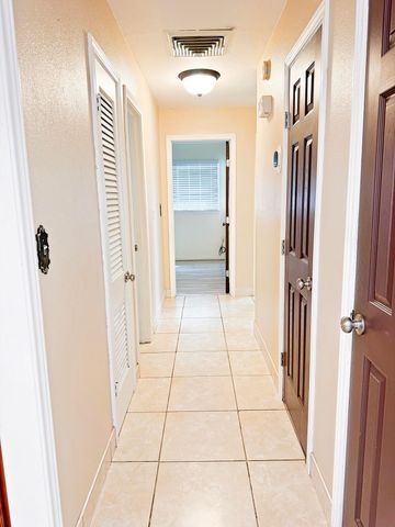 413 E Dogwood Street, Denver City, TX 79323