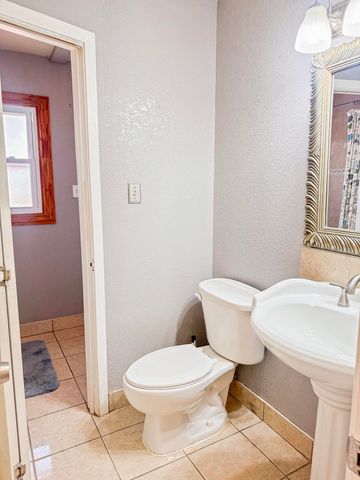 413 E Dogwood Street, Denver City, TX 79323